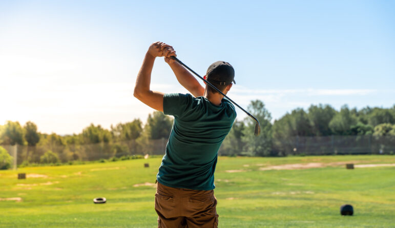 Golfing in Arizona